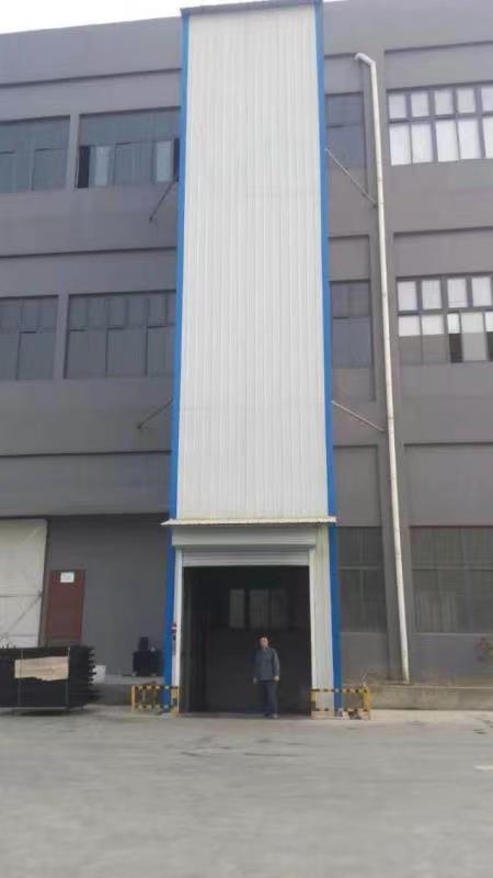  移动式升降平台起升的稳定性相当好